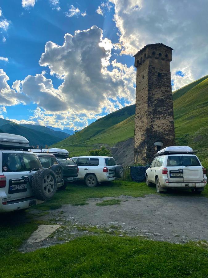Hotel Nizharadze'S Tower Ushguli Esterno foto